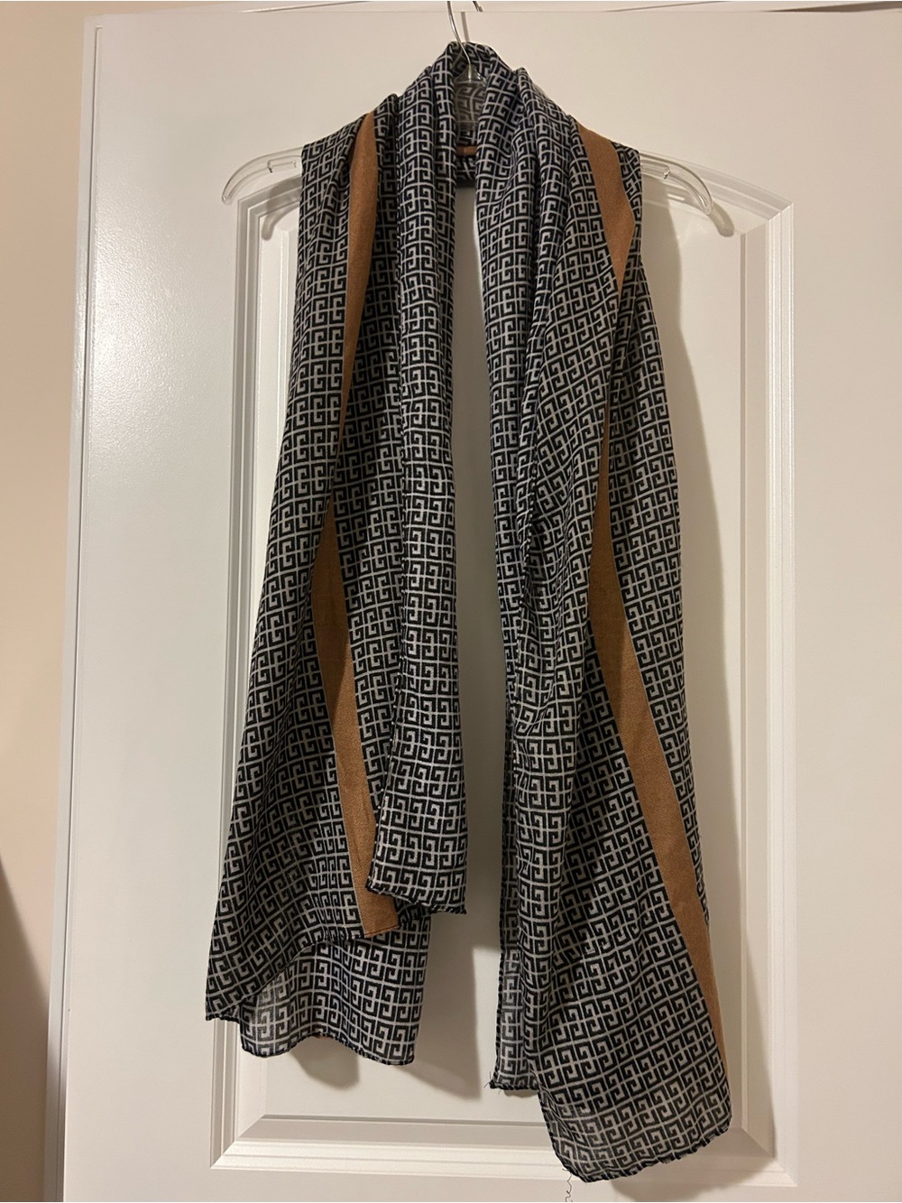 Reversible Geometric Pattern Scarf in Black, Grey & Brown